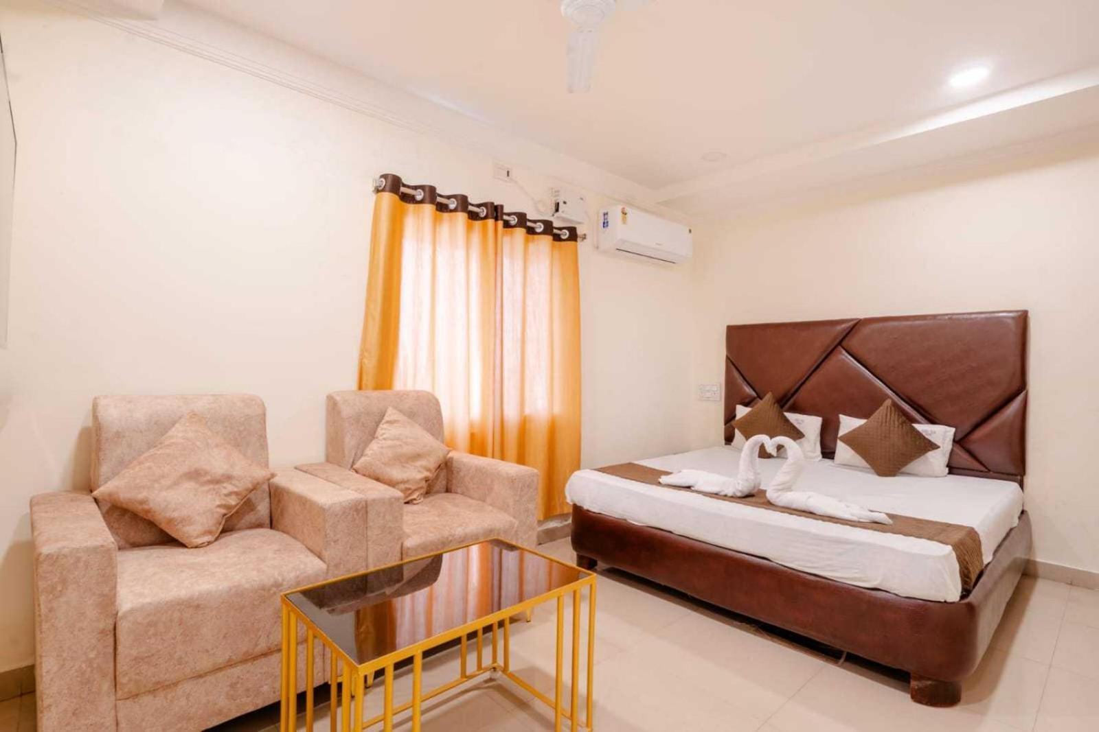 Oyo Surya Teja Residency Hotel Khammam Екстериор снимка